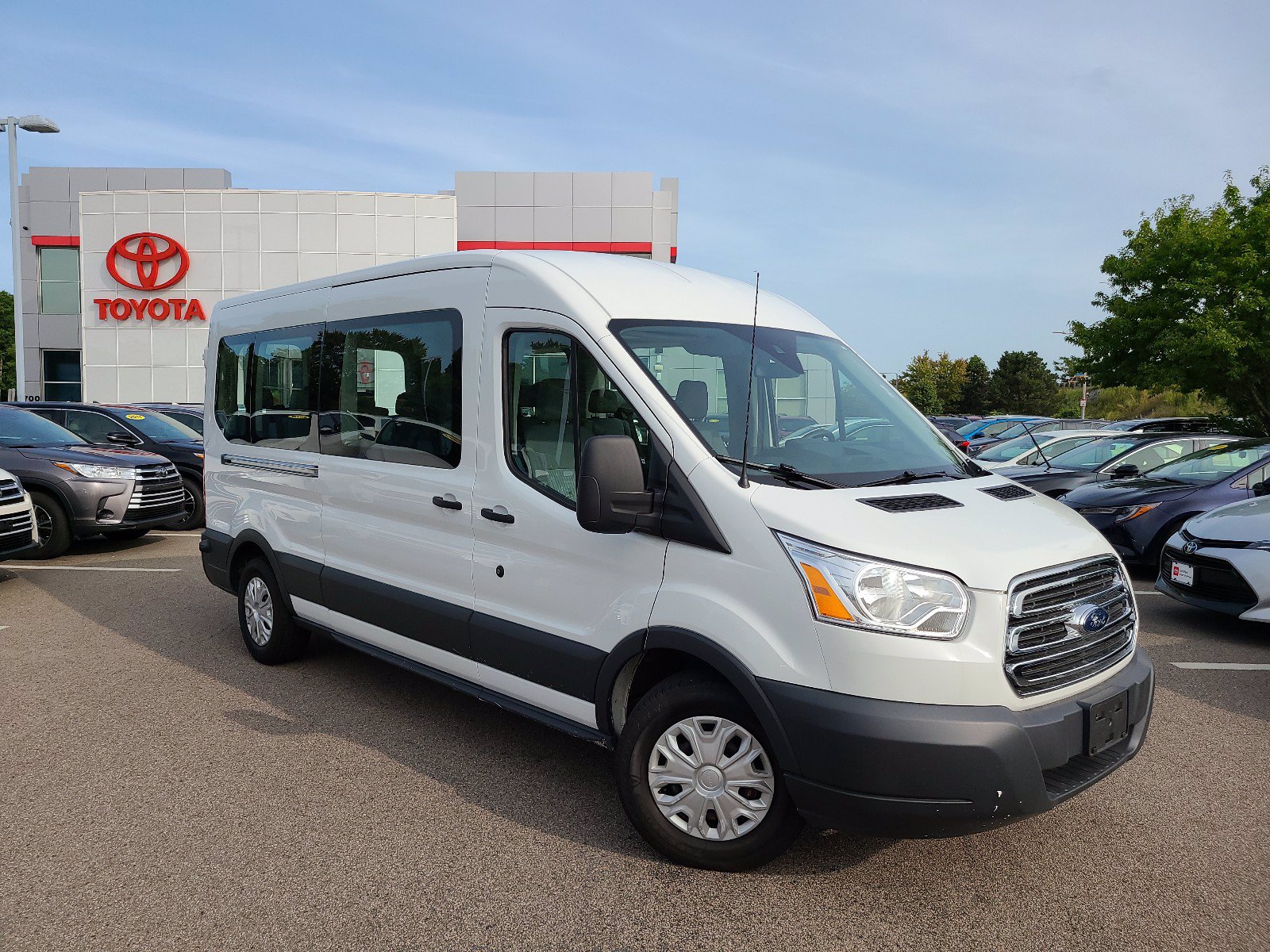 Pre-Owned 2017 Ford Transit Wagon XLT Full-size Passenger Van For Sale ...